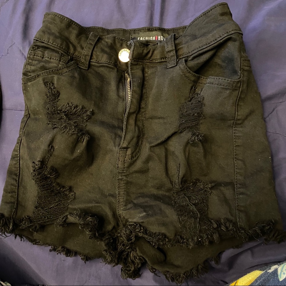 Distressed shorts